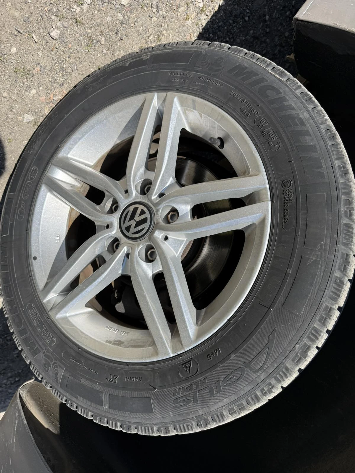 VW T6 2.0 TDI, снимка 14 - Бусове и автобуси - 54357381