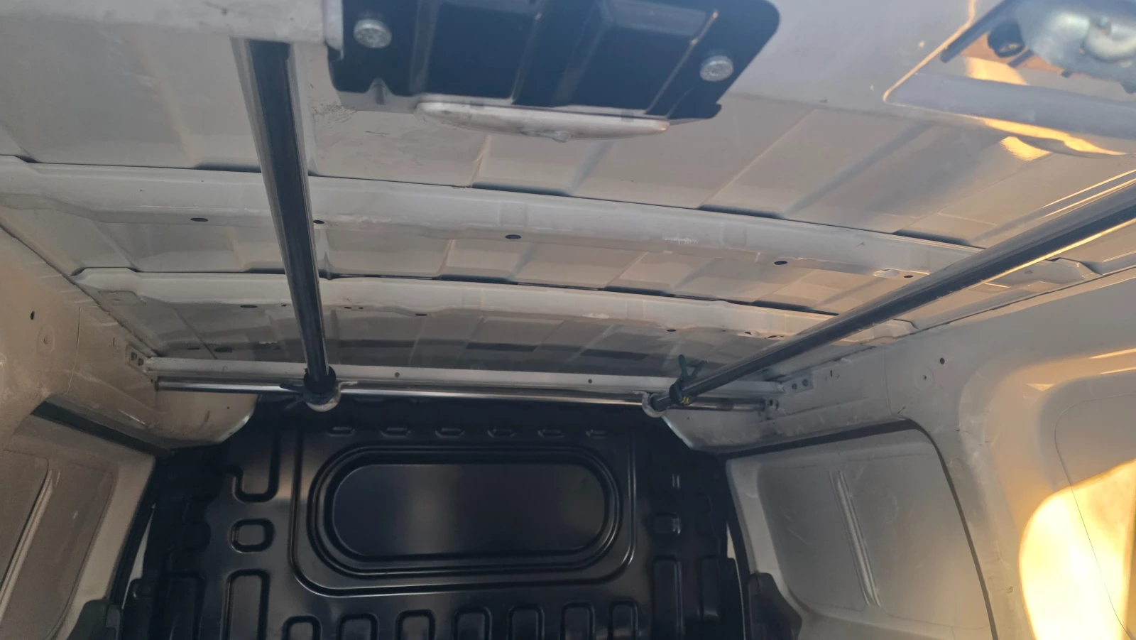 Nissan NV200 1.5dci, снимка 4 - Бусове и автобуси - 54349308