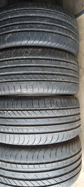 Гуми Летни 235/45R17, снимка 4