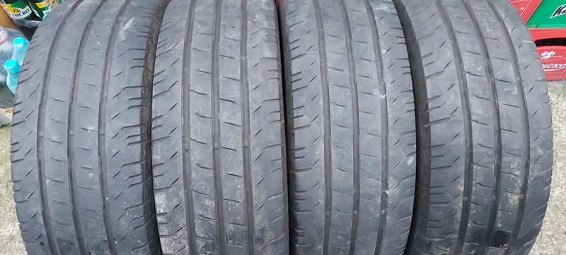 Гуми Летни 235/65R16, снимка 1 - Гуми и джанти - 30921240