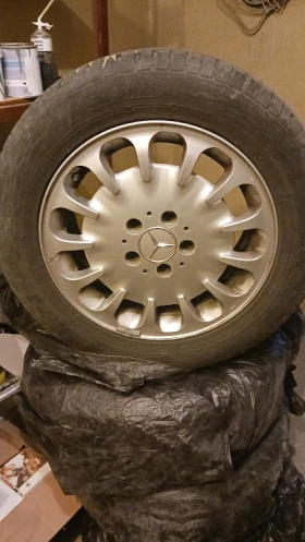 ����� �� �������� �� ���� � ������ 195/65R15 �� Mercedes-Benz