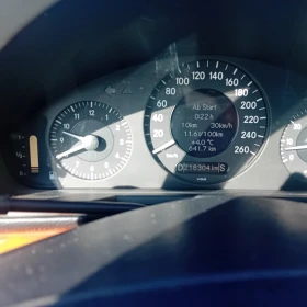 Mercedes-Benz E 200, снимка 15