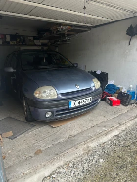 Renault Clio 1.6 8v Автоматик , снимка 2