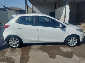 Mazda 2, снимка 1