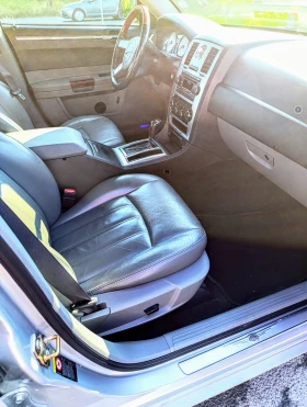 Chrysler 300c 5.7 HEMI V8 340 k.c. | Mobile.bg    13