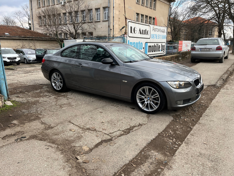 BMW 320 Навигация, снимка 6 - Автомобили и джипове - 44031266