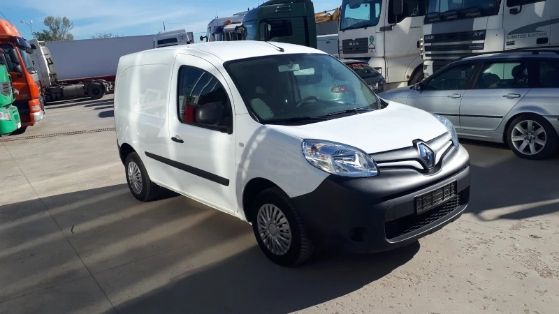 Renault Kangoo, снимка 2 - Автомобили и джипове - 47406006