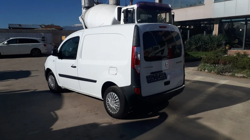 Renault Kangoo, снимка 4 - Автомобили и джипове - 47406006