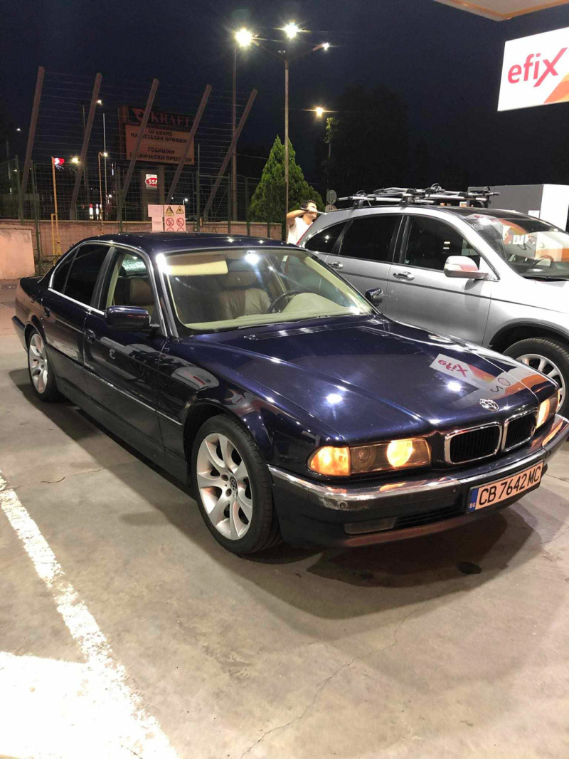 BMW 730, снимка 2 - Автомобили и джипове - 46097336