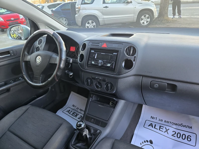 VW Golf, снимка 7 - Автомобили и джипове - 48241014