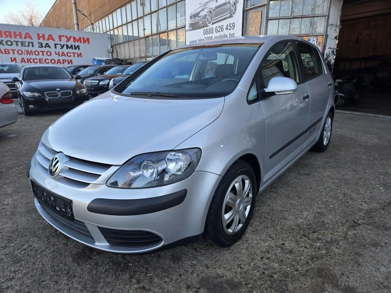 VW Golf, снимка 1 - Автомобили и джипове - 48241014