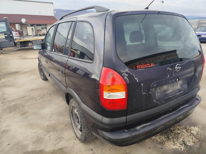 Opel Zafira 2.2, снимка 4 - Автомобили и джипове - 48321910