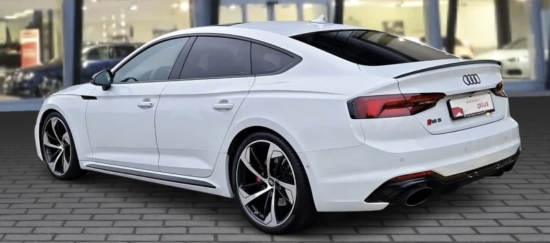 Audi Rs5 Sportback/4 врати/На Части, снимка 2 - Автомобили и джипове - 48910362