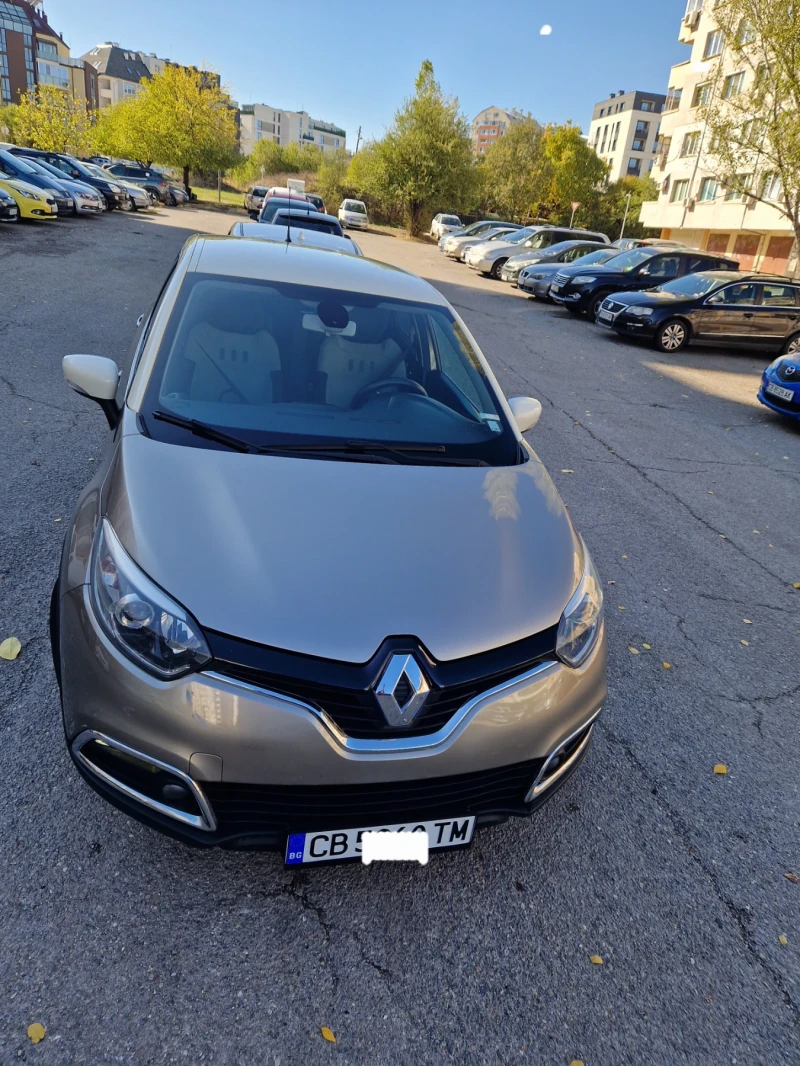 Renault Captur, снимка 6 - Автомобили и джипове - 52673691