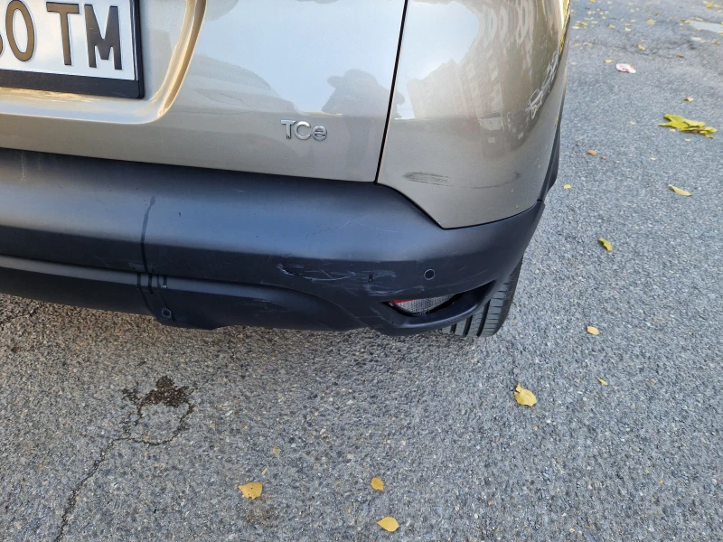 Renault Captur, снимка 7 - Автомобили и джипове - 52673691