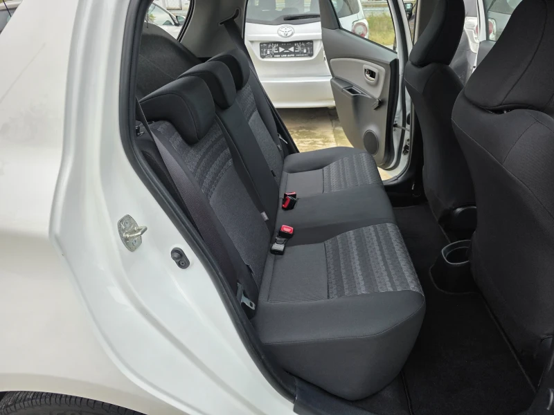 Toyota Yaris 1.33 VVTI Edition-S Evro 6 Камера, снимка 9 - Автомобили и джипове - 52383210