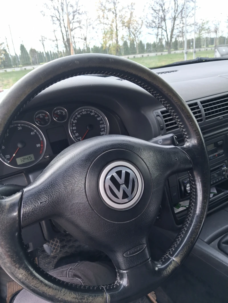 VW Passat 1.9 три 170 К.с , снимка 6 - Автомобили и джипове - 52391046