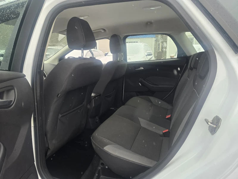 Ford Focus 1.6tdci 95к.с Titanium , снимка 12 - Автомобили и джипове - 53131204