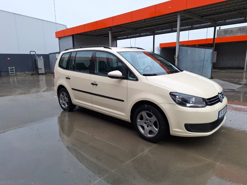 VW Touran, снимка 2 - Автомобили и джипове - 53600257