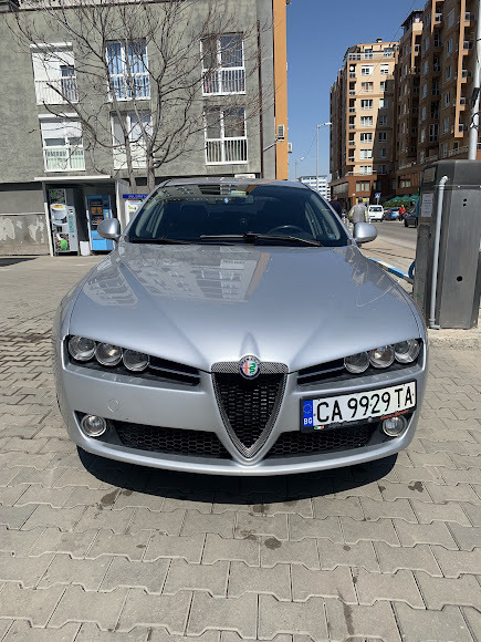 Alfa Romeo 159 1.9 mjet, снимка 1 - Автомобили и джипове - 45843544