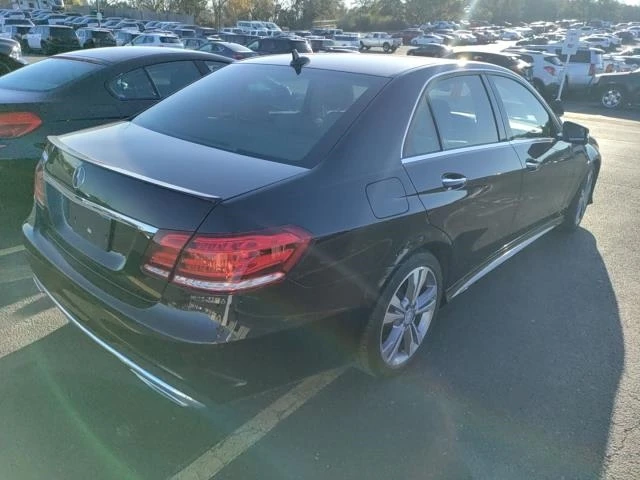 Mercedes-Benz E 350 Sport* Harman-kardon* м.точка* камера* keyless* , снимка 3 - Автомобили и джипове - 48809641