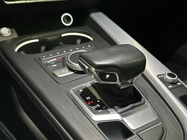 Audi A5 !PRESTIGE! ПОДГРЕВ/ОБДУХВАНЕ/ПАНОРАМА/360 КАМЕРИ, снимка 16 - Автомобили и джипове - 55101855