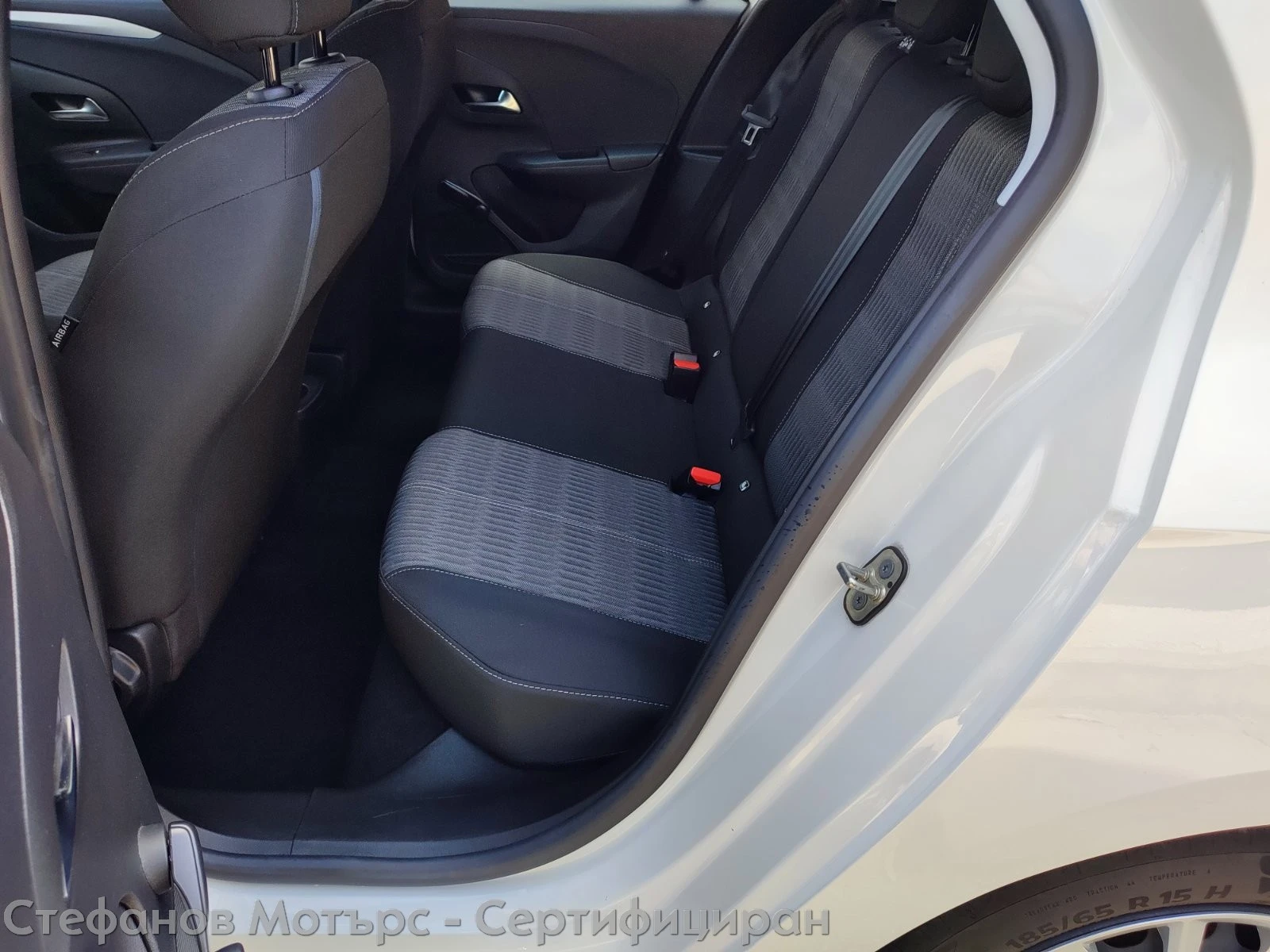 Opel Corsa F Edition Limousine 1.2 (75hp) MT5 | Mobile.bg   13