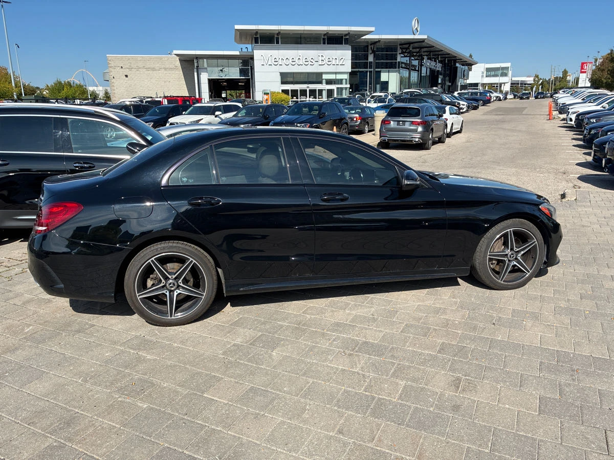 Mercedes-Benz C 300 * CARFAX* АВТОФИНАНСИРАНЕ БЕЗ ПЪРВОНАЧАЛНА ВНОСКА! - изображение 4