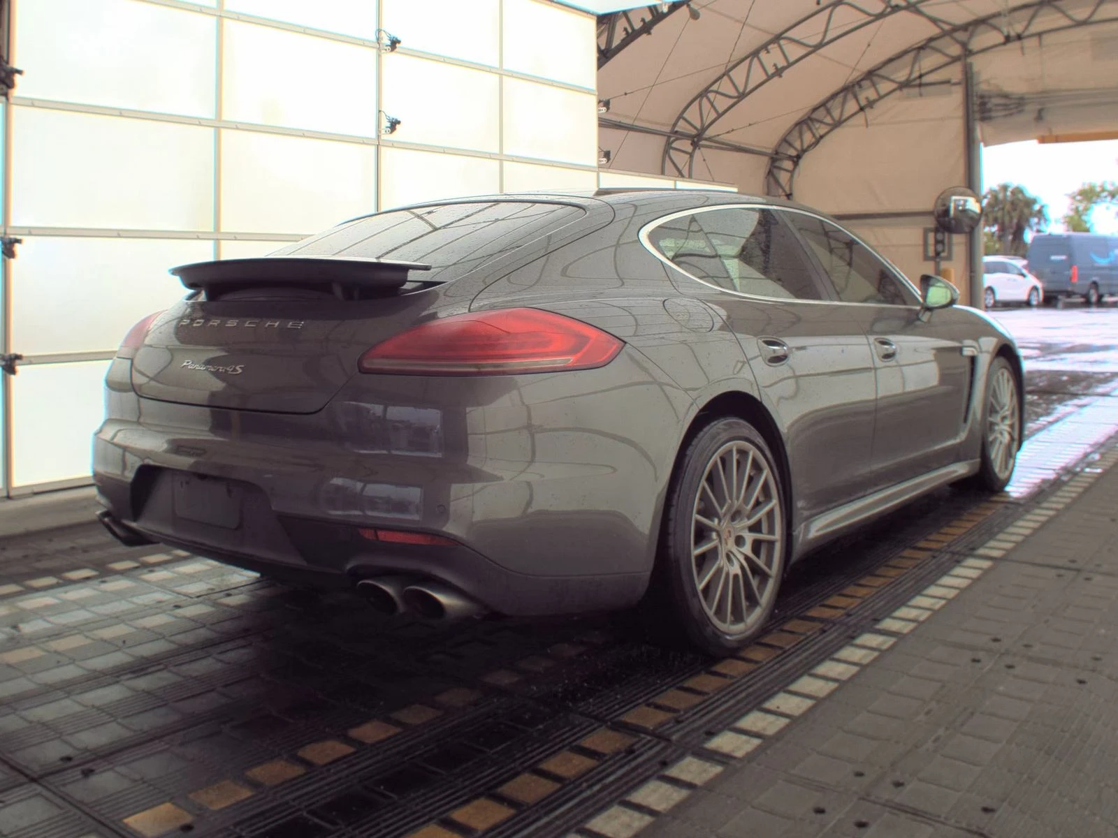 Porsche Panamera 4S Въздух* BOSE* Обдух* PDK* Lane Assist* 4-Zone*  - изображение 4