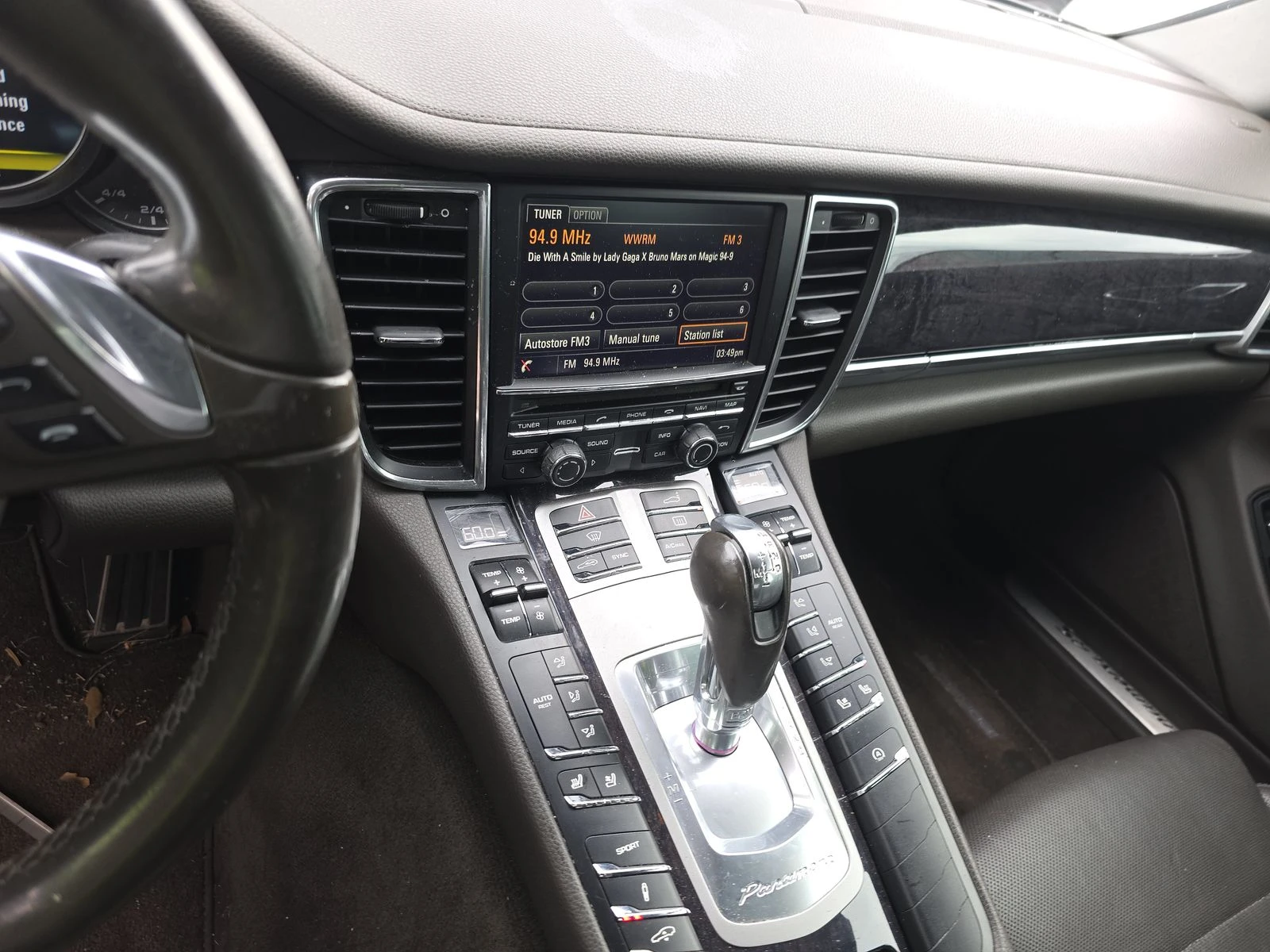 Porsche Panamera 4S Въздух* BOSE* Обдух* PDK* Lane Assist* 4-Zone*  - изображение 10