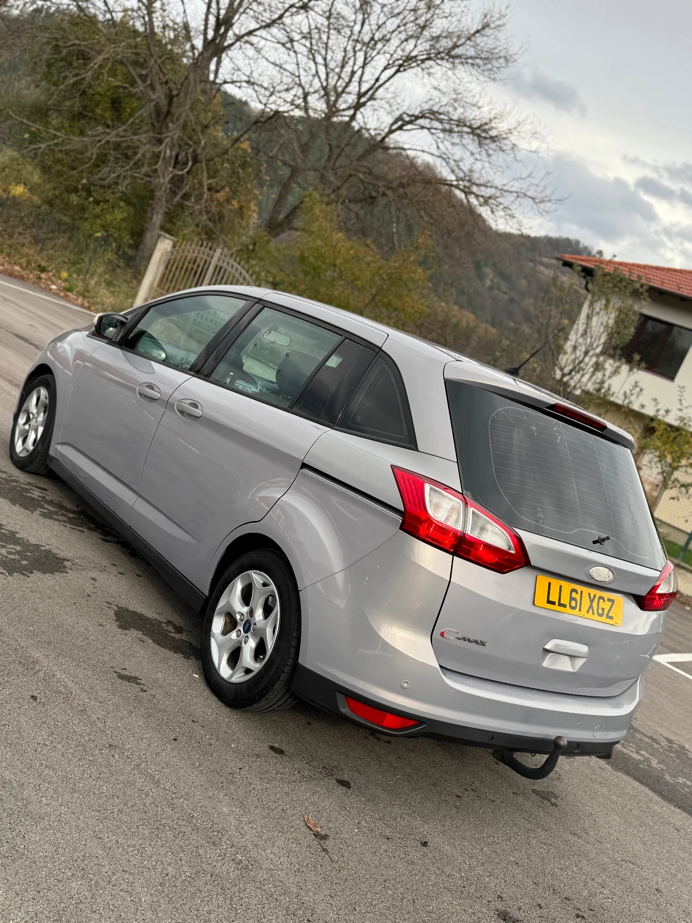 Ford C-max GRAND 1.6 TDCi / 7 местен - изображение 4