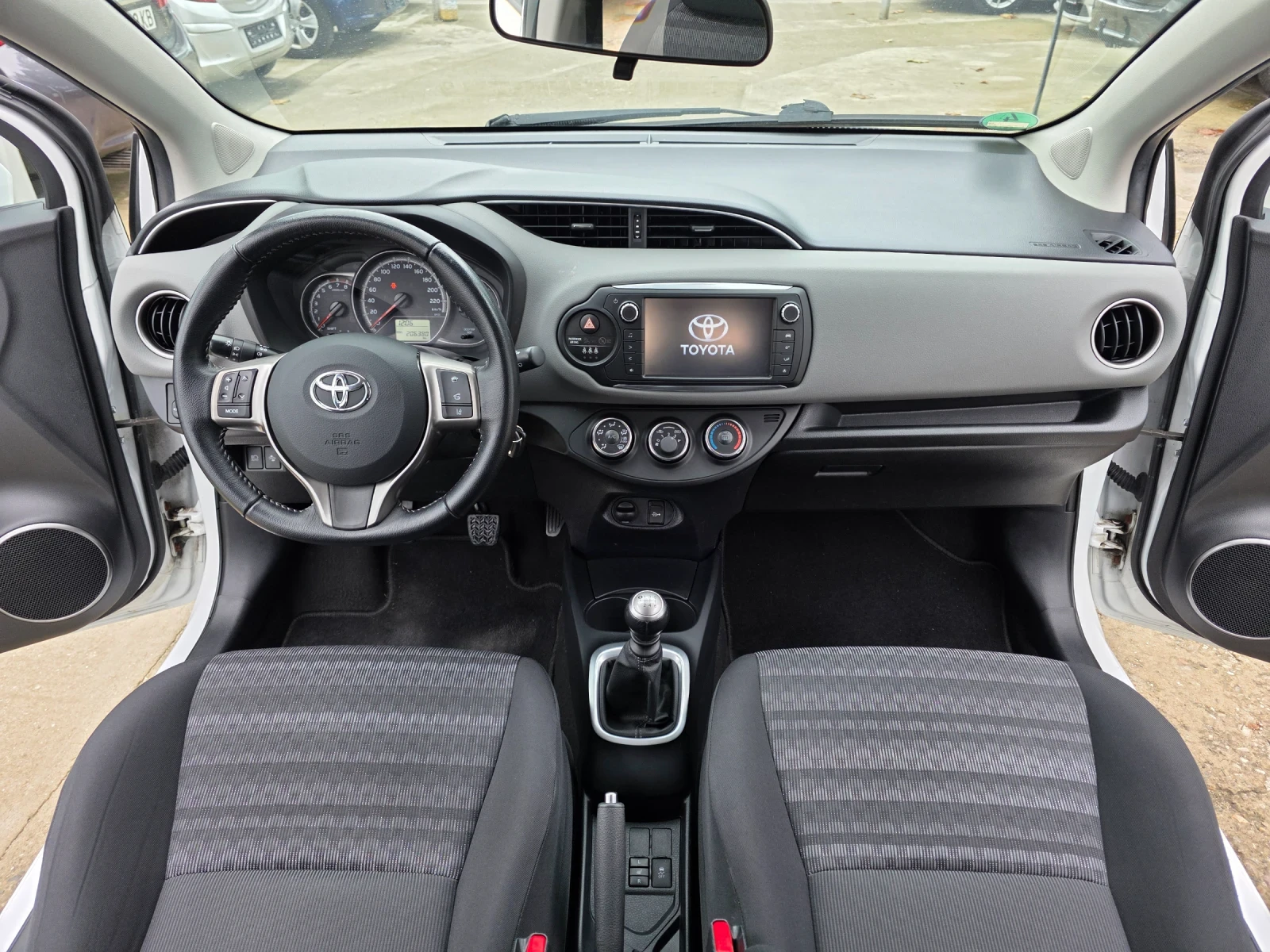 Toyota Yaris 1.33 VVTI Edition-S Evro 6  | Mobile.bg   12