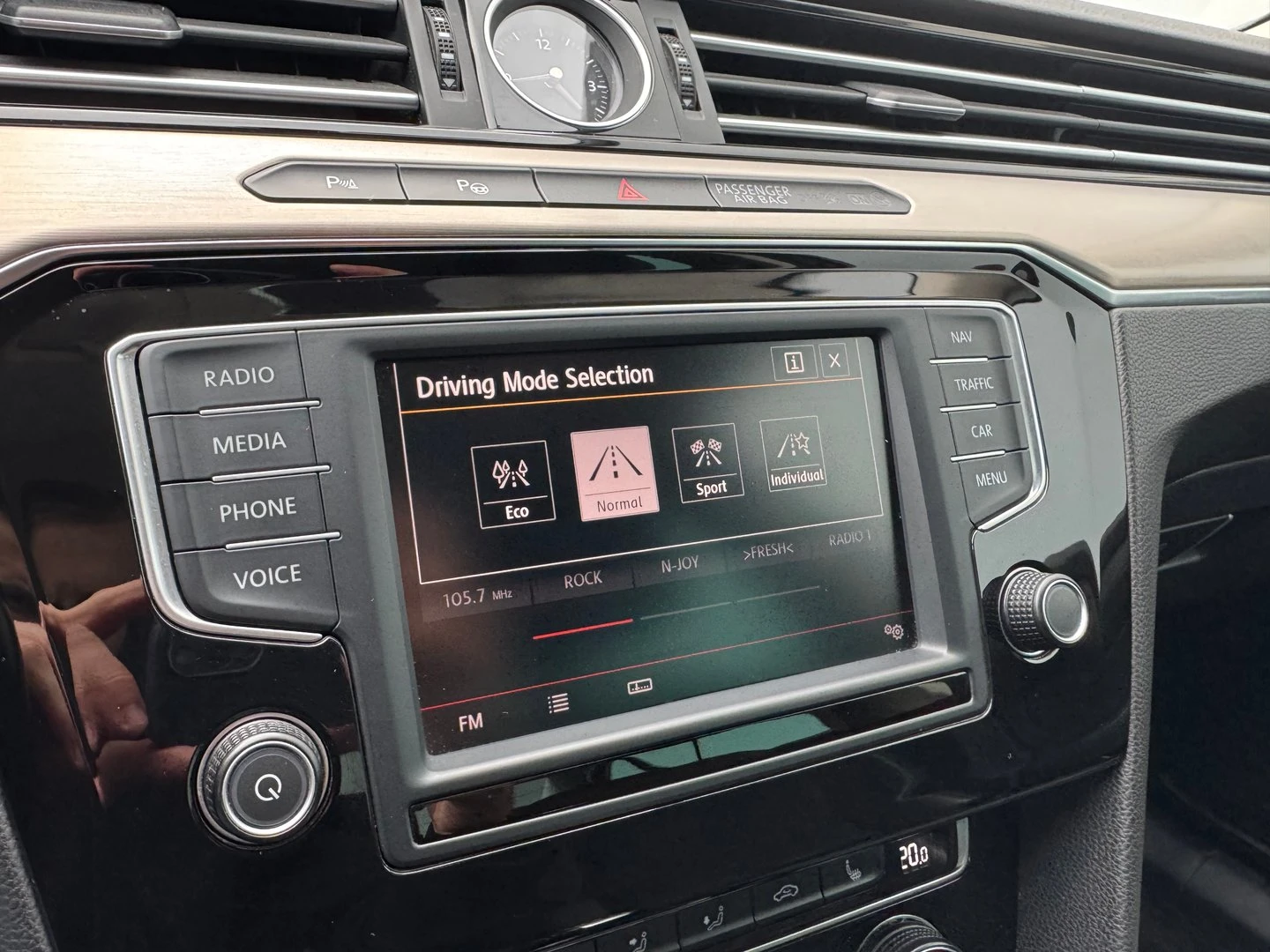 VW Passat Highline 1.8TSI BMT | Mobile.bg � ����������� 12