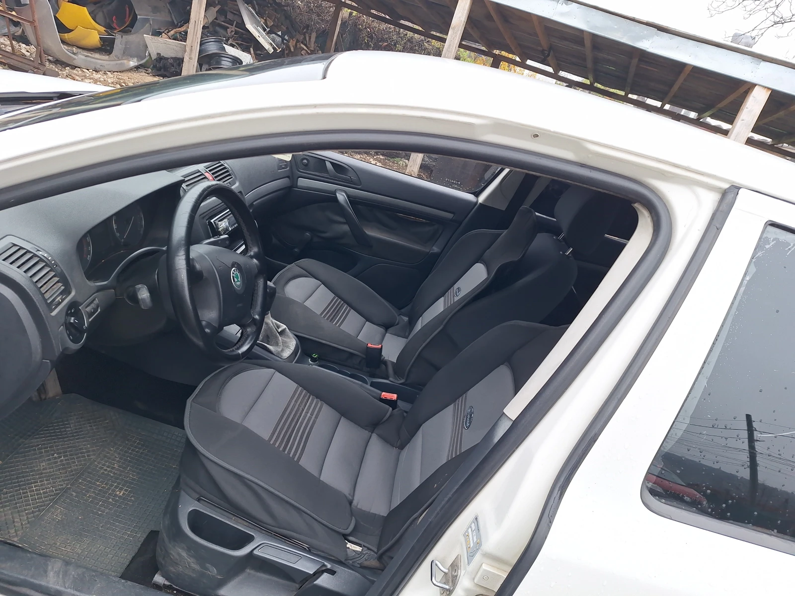 Skoda Octavia .  | Mobile.bg   9