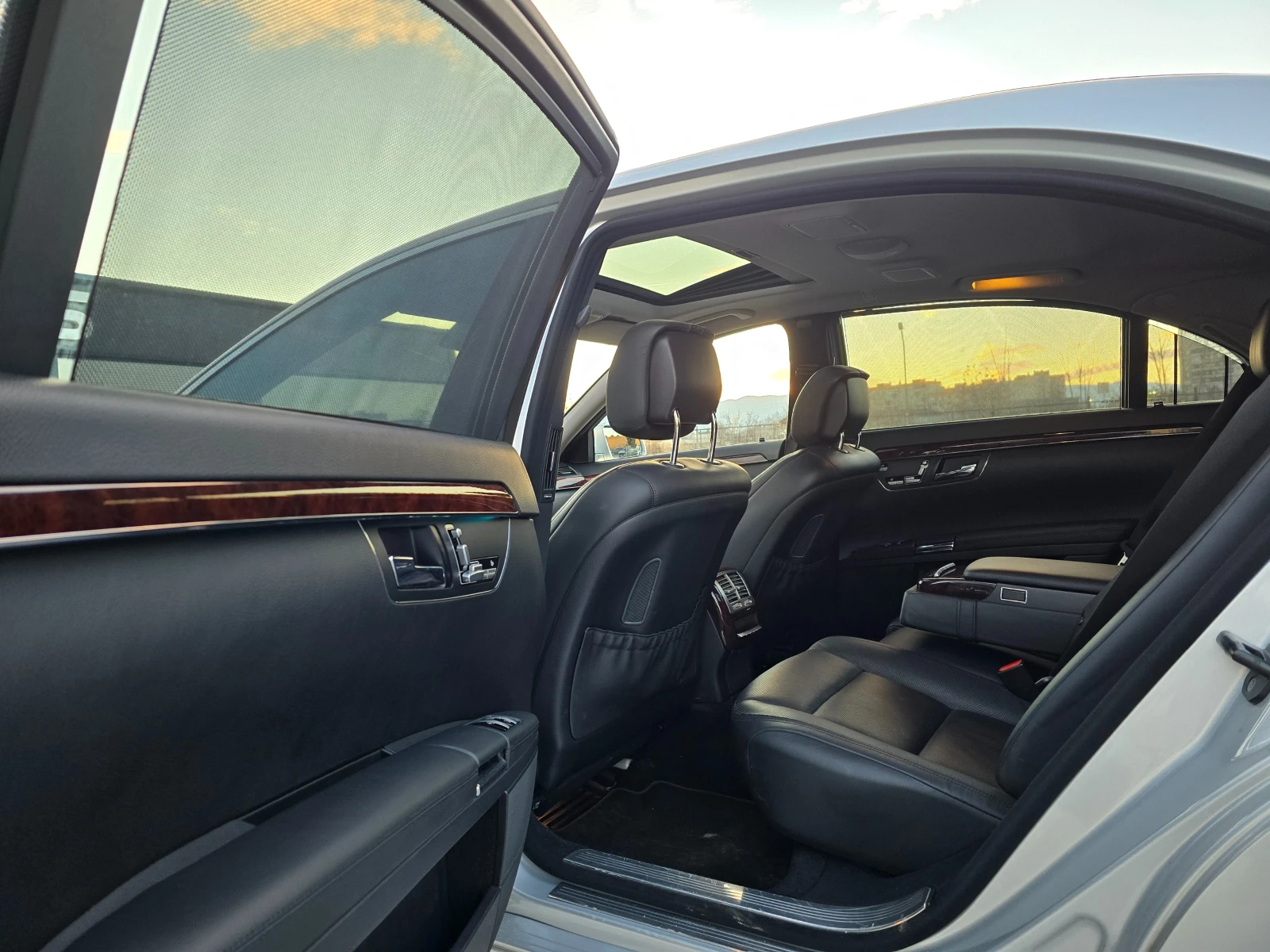 Mercedes-Benz S 500 * Long* AMG * Масаж* Обдухване* Подгрев*  - изображение 10