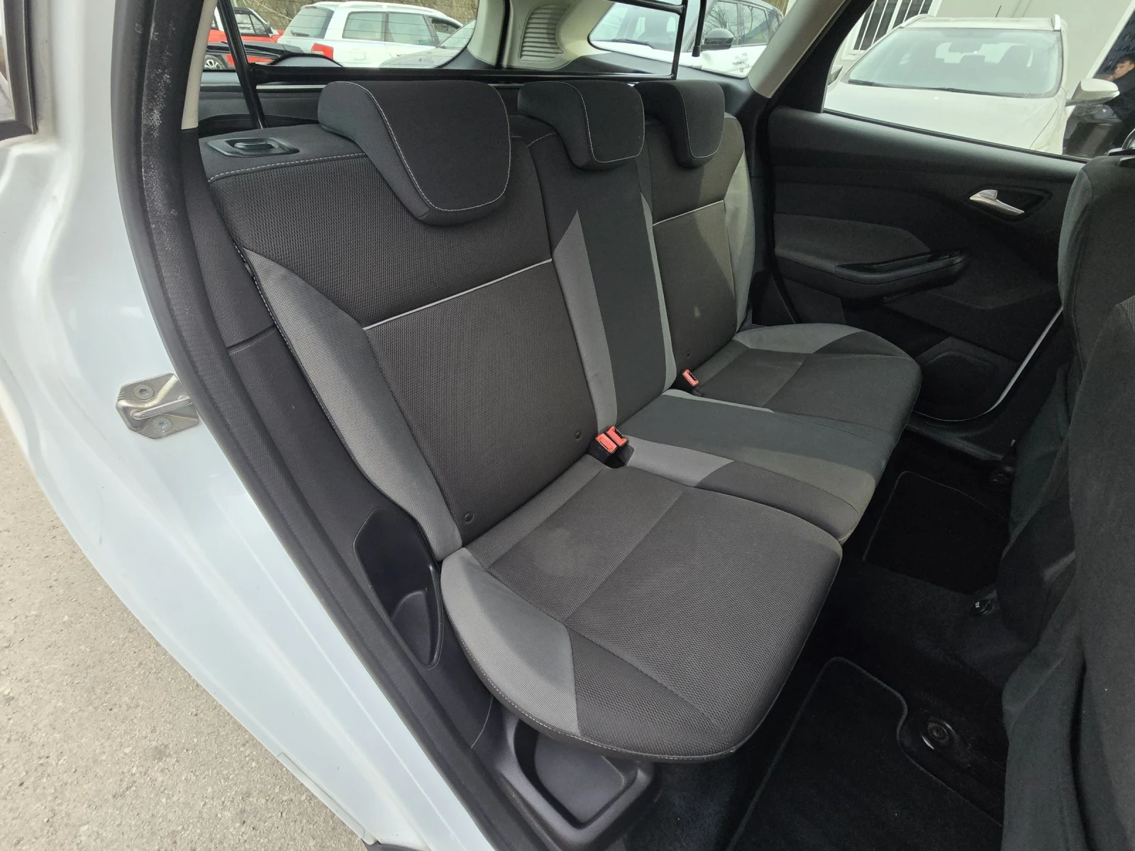 Ford Focus 1.6tdci 95к.с Titanium , снимка 15 - Автомобили и джипове - 53131204