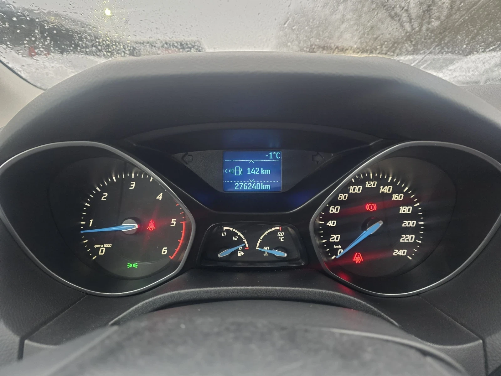 Ford Focus 1.6tdci 95�.� Titanium  | Mobile.bg � ����������� 17