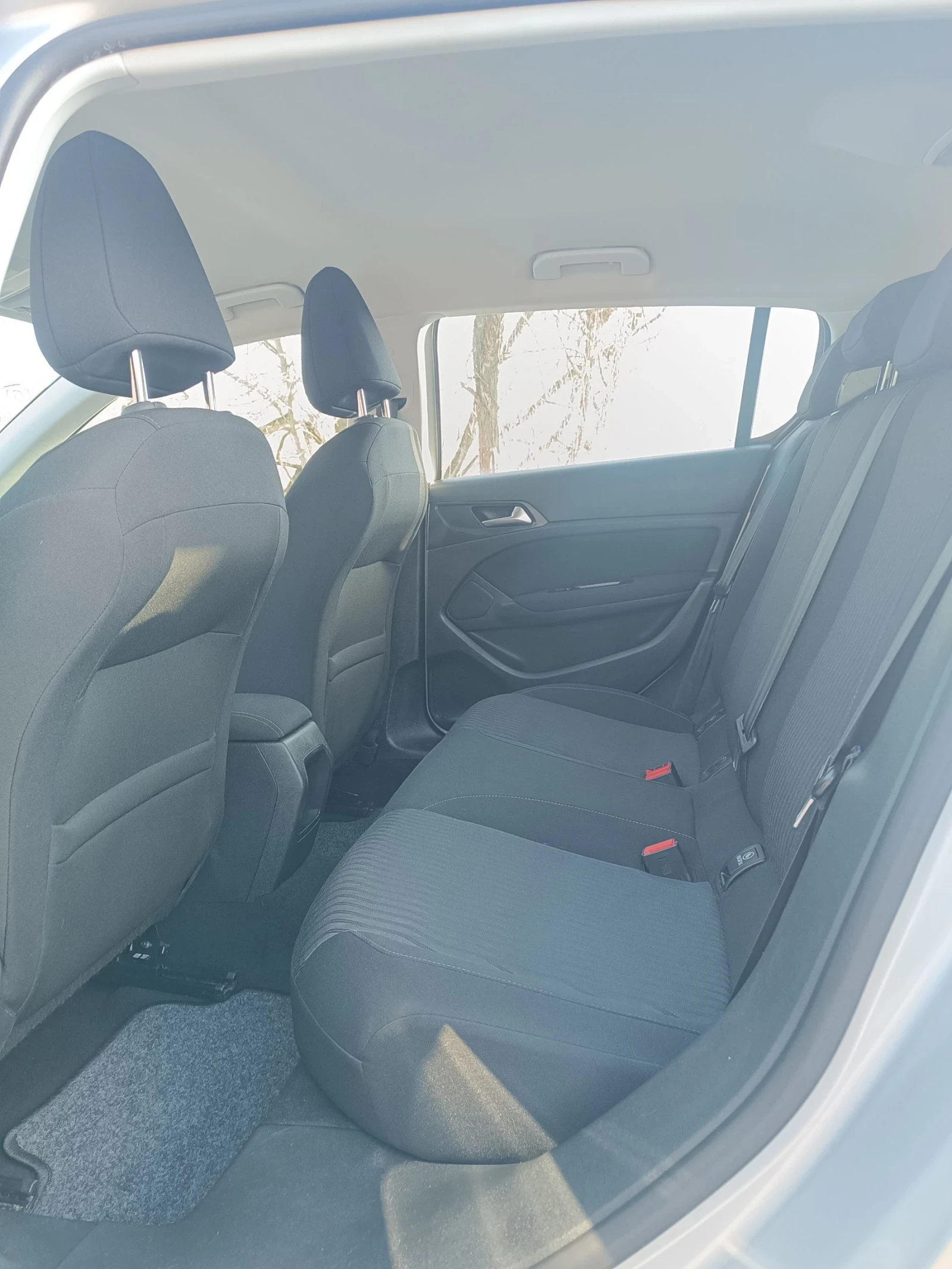 Peugeot 308 1.2i | Mobile.bg � ����������� 6