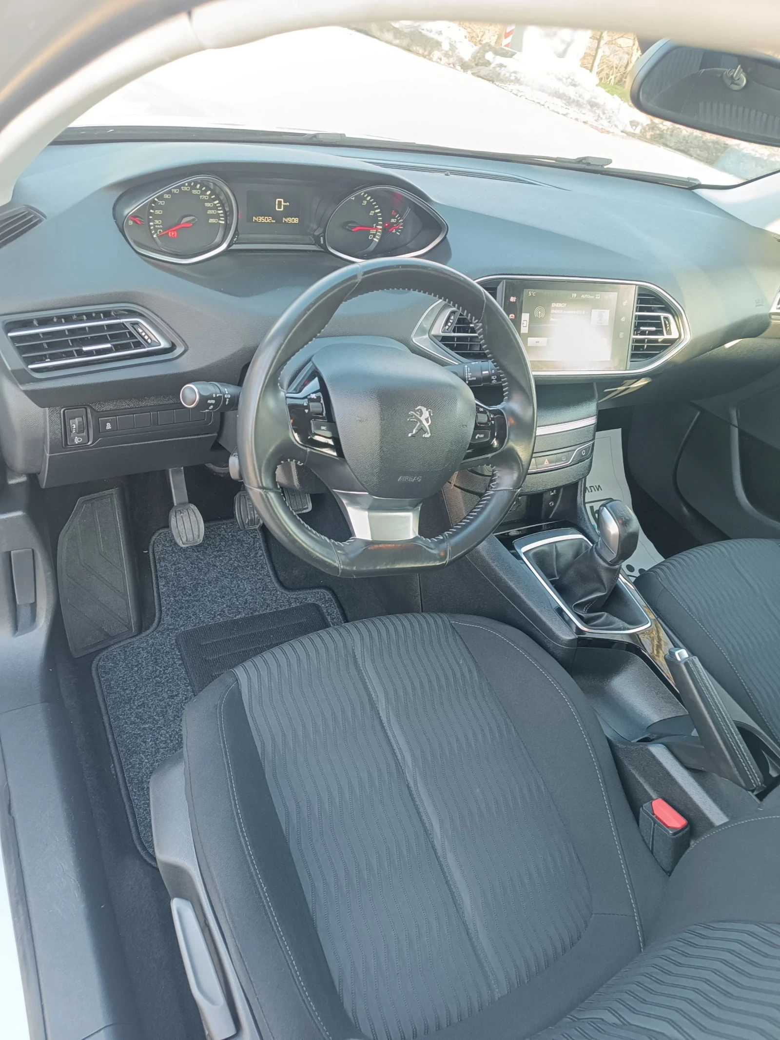 Peugeot 308 1.2i | Mobile.bg � ����������� 11