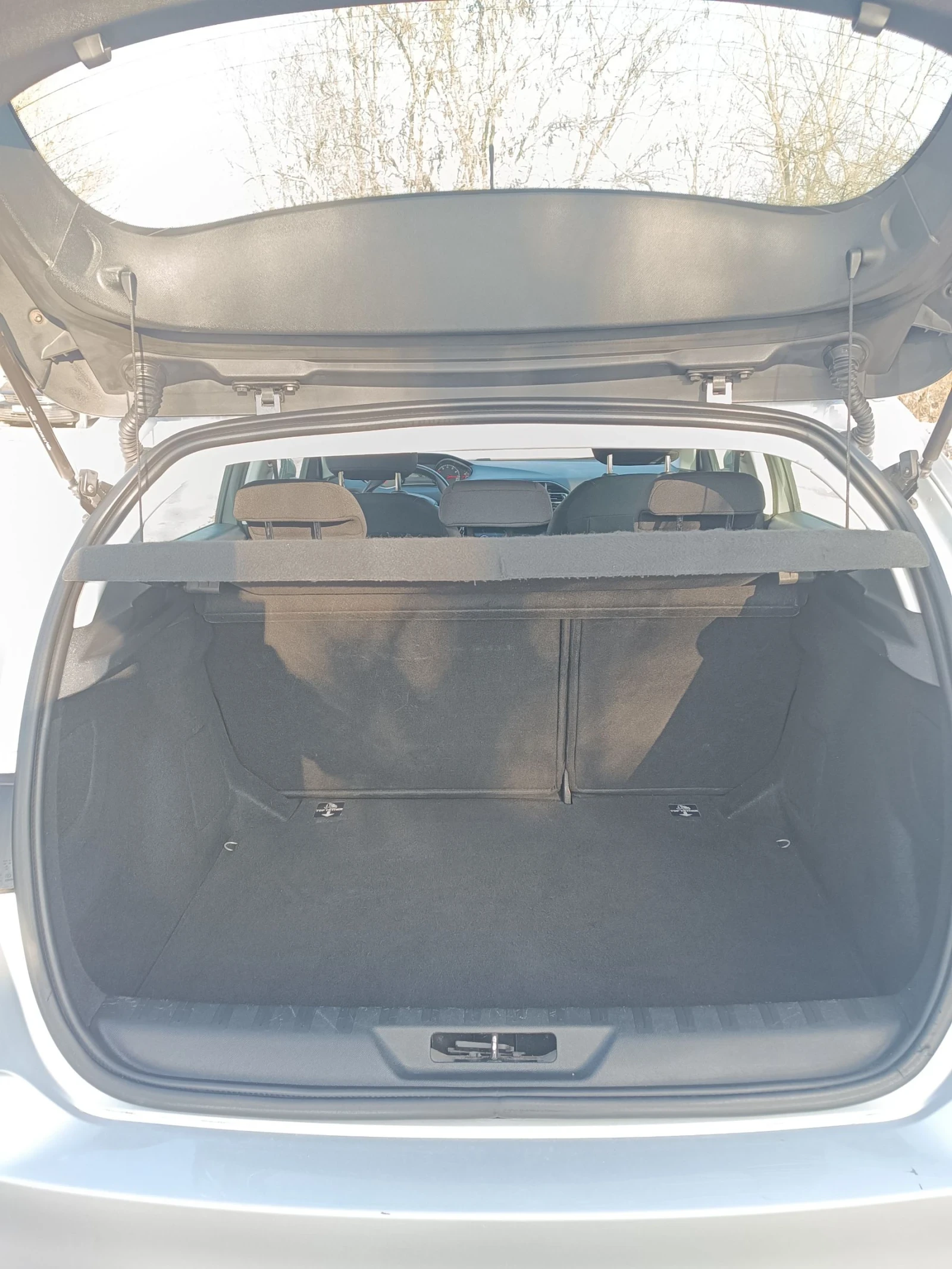 Peugeot 308 1.2i | Mobile.bg � ����������� 5