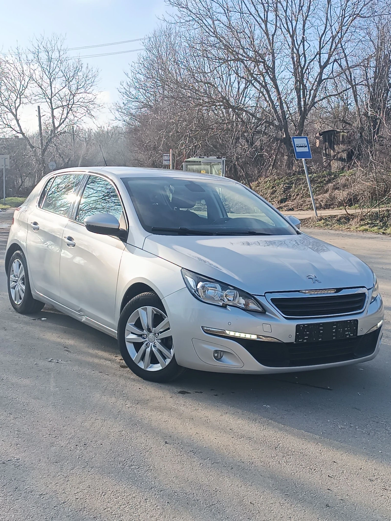 Peugeot 308 1.2i