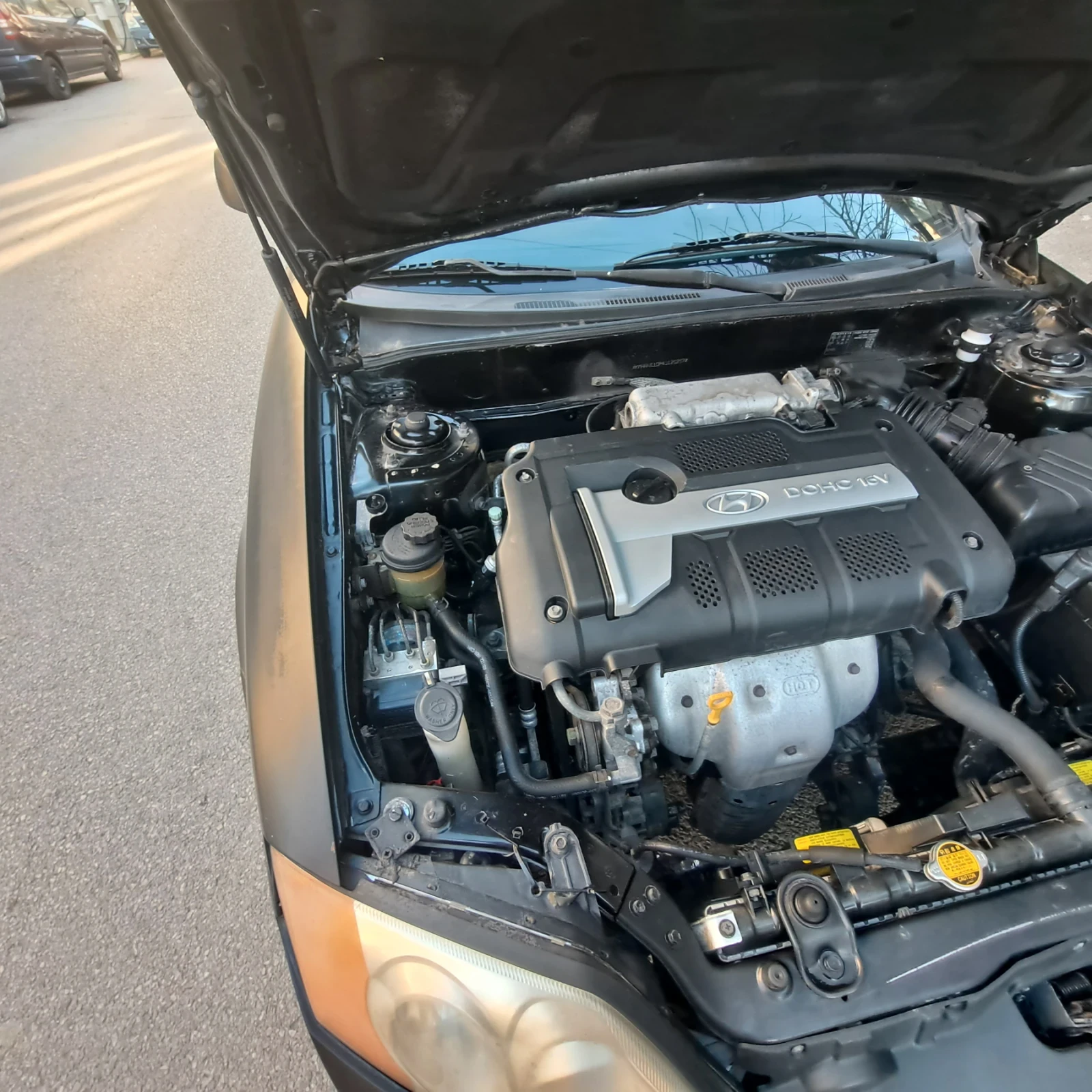 Hyundai Coupe 2.0 Бензин, снимка 8 - Автомобили и джипове - 53828728