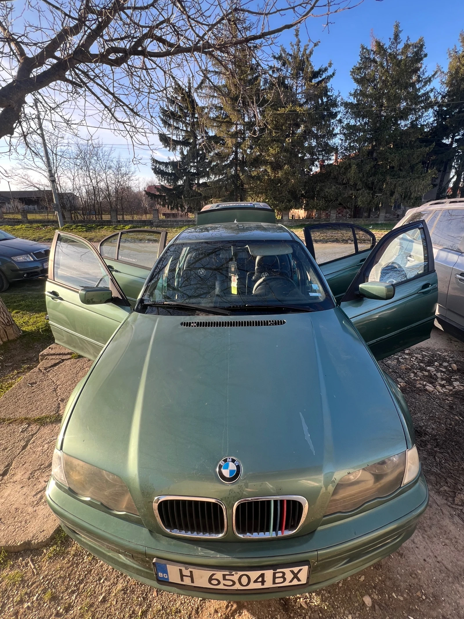 BMW 320 2.0, снимка 2 - Автомобили и джипове - 53832842
