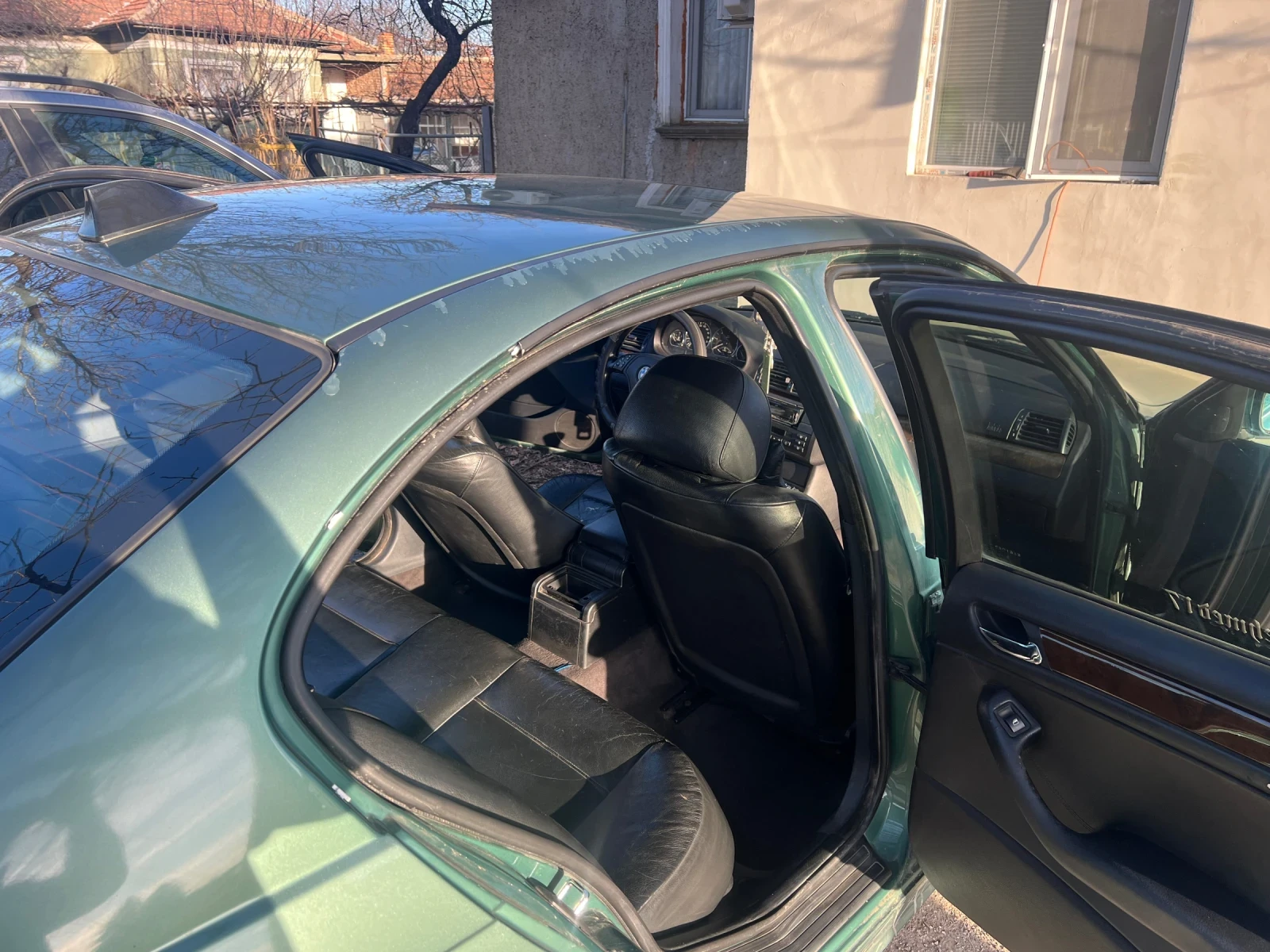 BMW 320 2.0, снимка 12 - Автомобили и джипове - 53832842