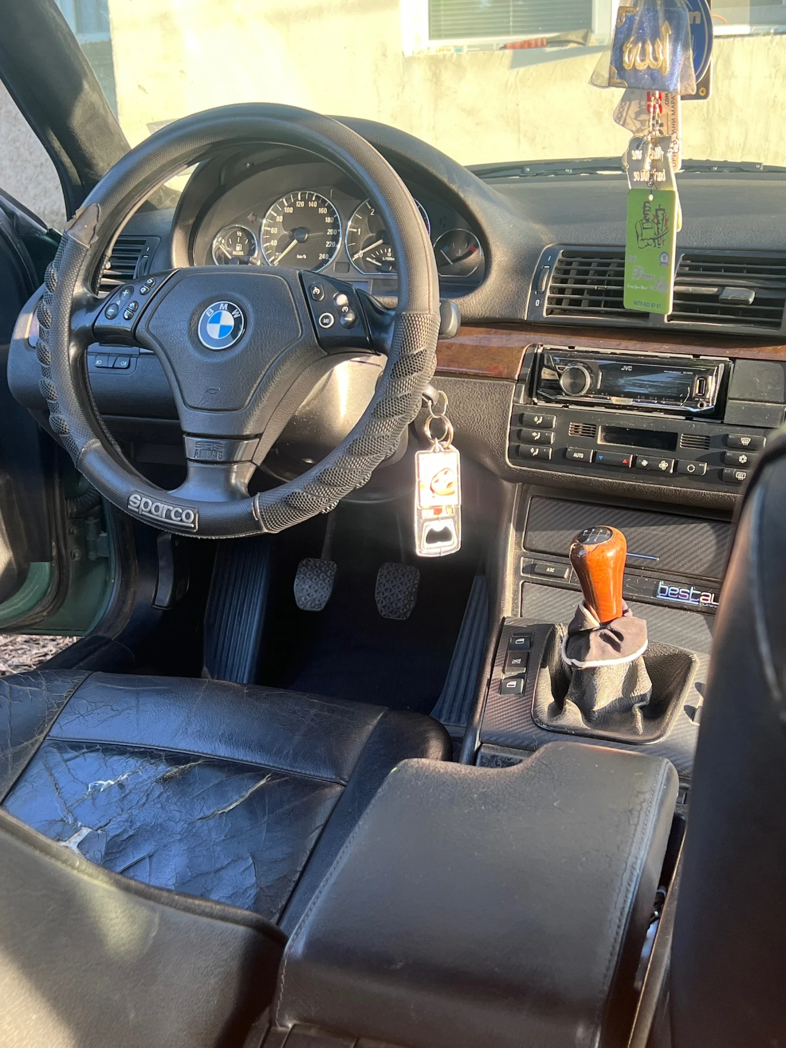 BMW 320 2.0, снимка 6 - Автомобили и джипове - 53832842