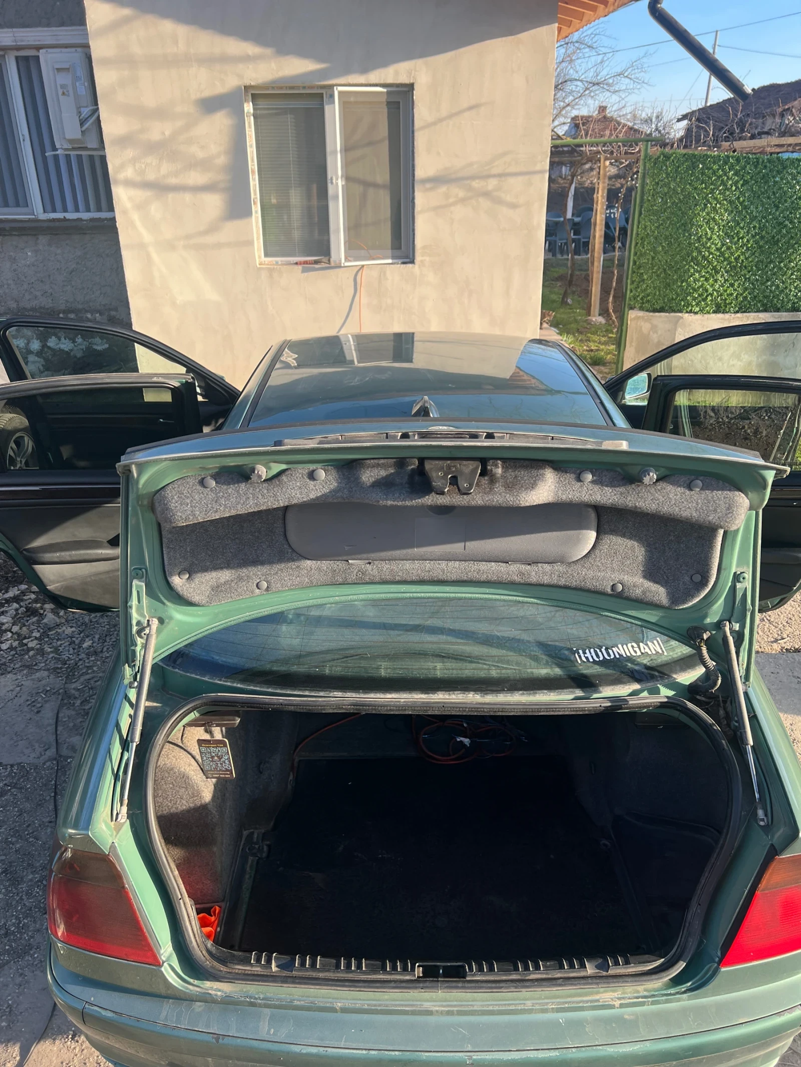 BMW 320 2.0, снимка 13 - Автомобили и джипове - 53832842