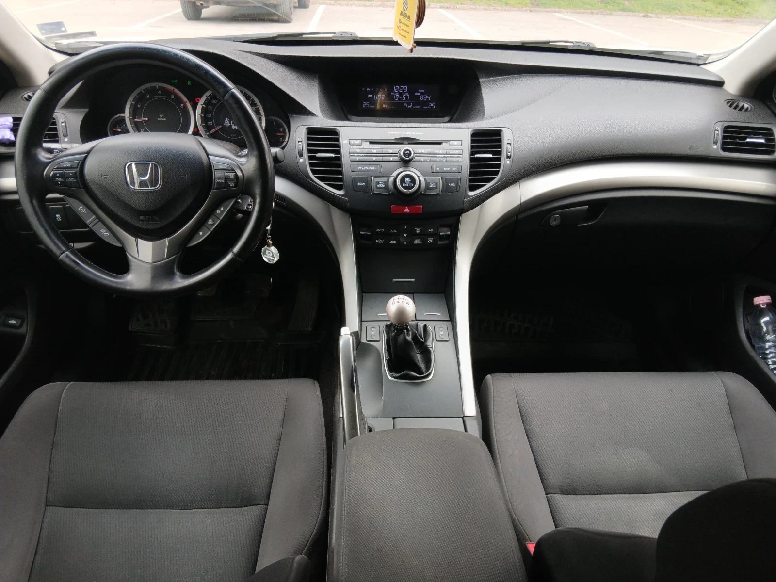 Honda Accord 2.2i-dtec, снимка 11 - Автомобили и джипове - 53928205