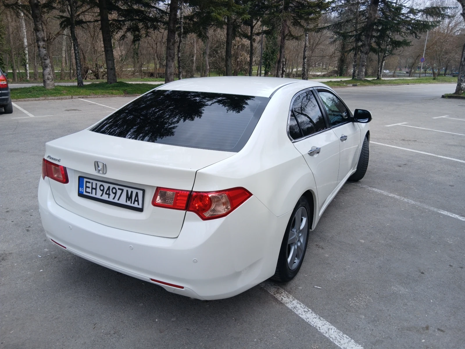 Honda Accord 2.2i-dtec, снимка 9 - Автомобили и джипове - 53928205