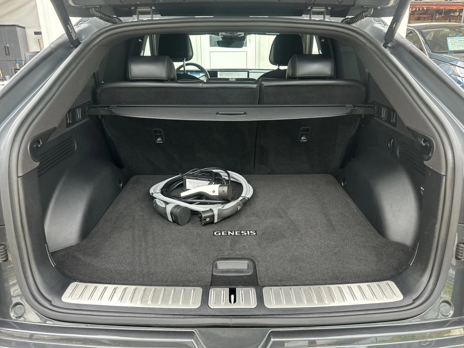 Genesis GV60 4х4 , B&O , Head UP , 490hp СОБСТВЕН ЛИЗИНГ/БАРТЕР, снимка 14 - Автомобили и джипове - 54042813