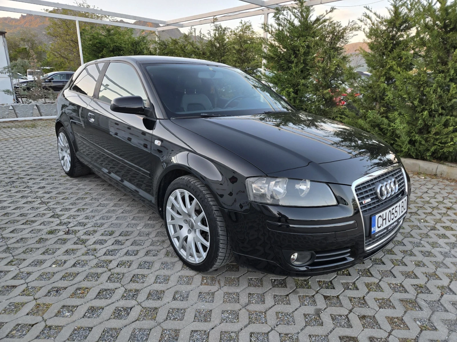 Audi A3 2.0TDI-140кс= АВТОМАТ= S-Line= КЛИМАТРОНИК, снимка 2 - Автомобили и джипове - 54347905